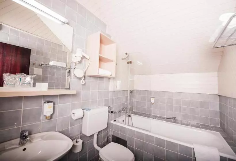 سوییت, Zagreb  Health & Beauty