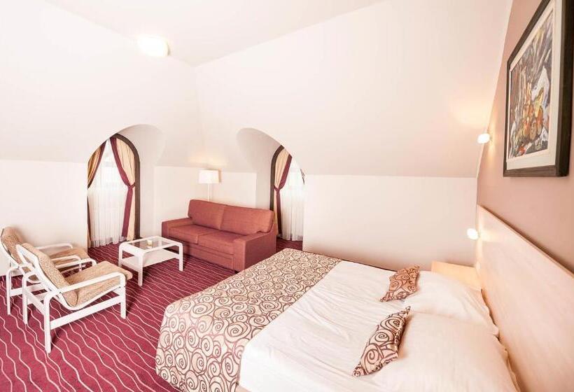 سوییت, Zagreb  Health & Beauty