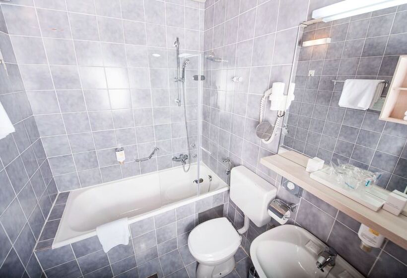 اتاق استاندارد یک نفره, Zagreb  Health & Beauty