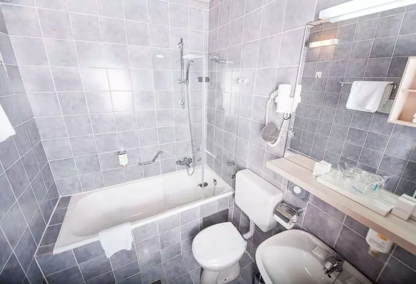 اتاق استاندارد یک نفره, Zagreb  Health & Beauty