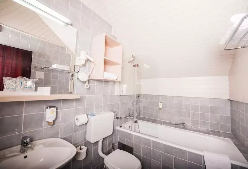 اتاق استاندارد یک نفره, Zagreb  Health & Beauty