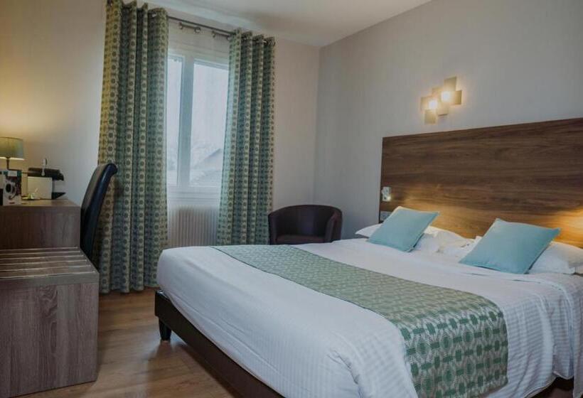 غرفة كومفورت, Logis Hotel Le Petit Casset