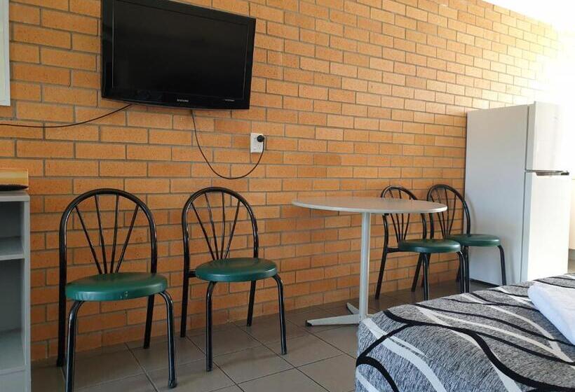 Номер Superior, Park Drive Motel