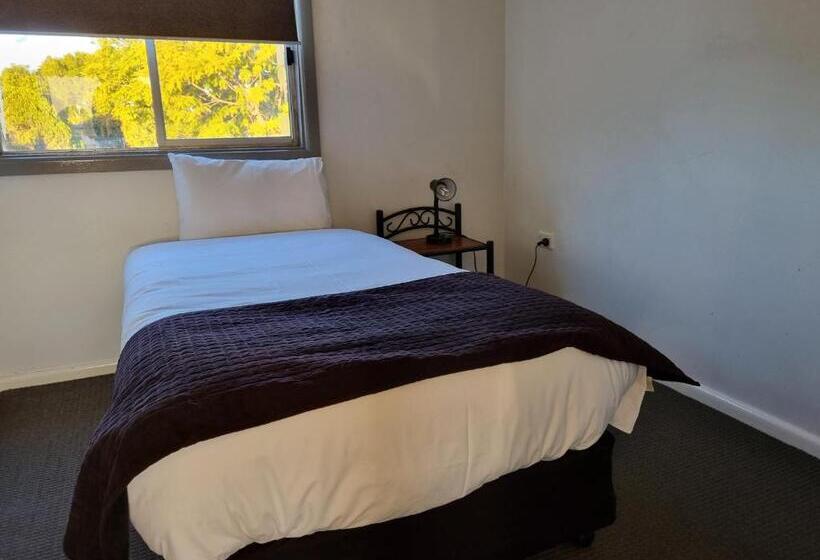 Апартаменты 1 Спальня с Балконом, Park Drive Motel