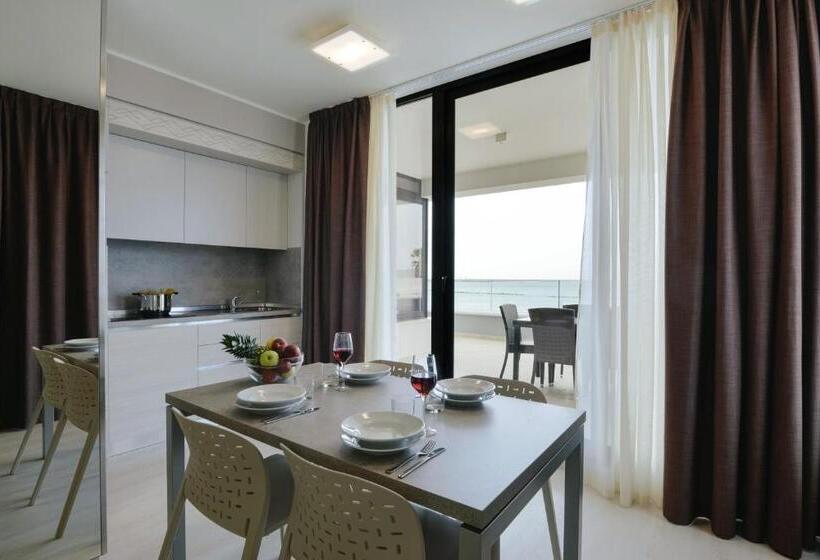 Superior 2-bedroom flat with sea view, Residence Picalè