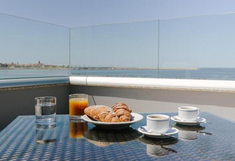 Superior 2-bedroom flat with sea view, Residence Picalè