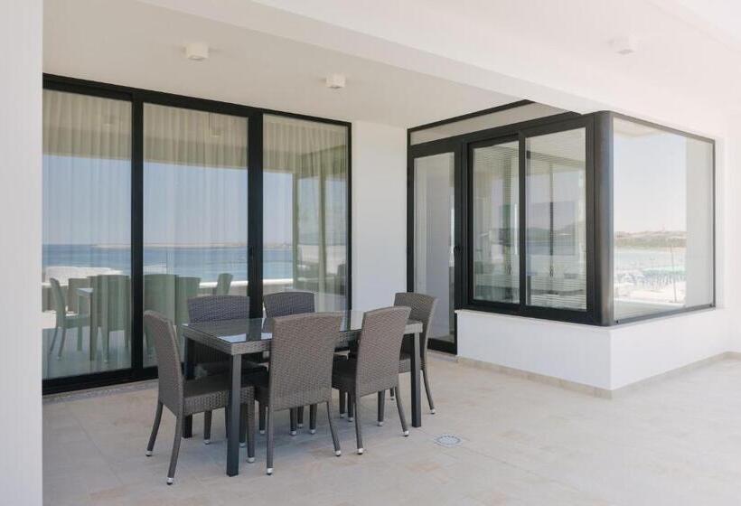 Superior 2-bedroom flat with sea view, Residence Picalè