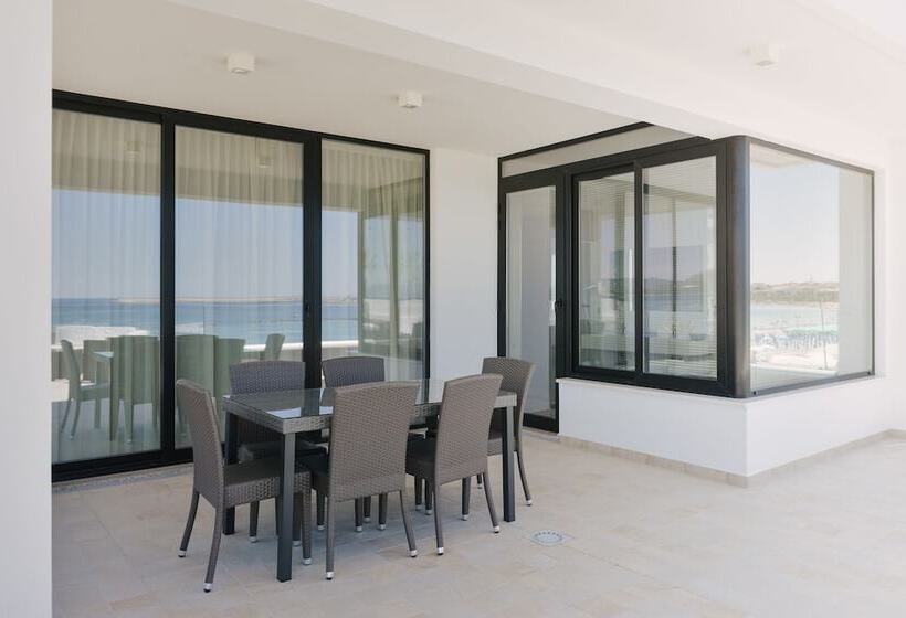 Superior 2-bedroom flat with sea view, Residence Picalè