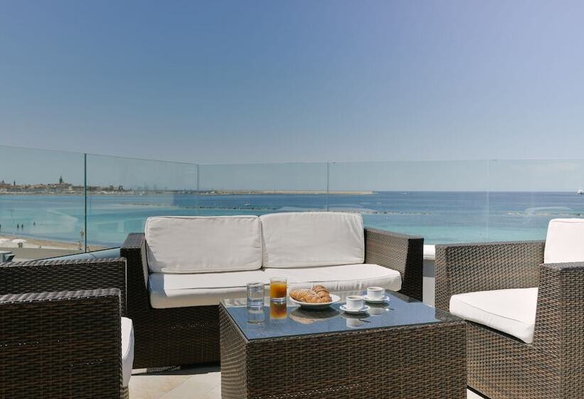 Superior 2-bedroom flat with sea view, Residence Picalè