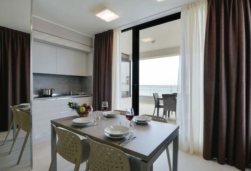 Superior 2-bedroom flat with sea view, Residence Picalè