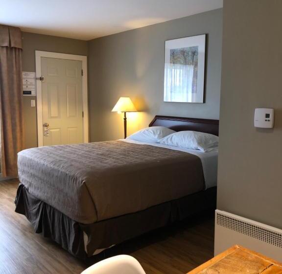 スタンダードルーム, Royalty Maples Cottages And Motel