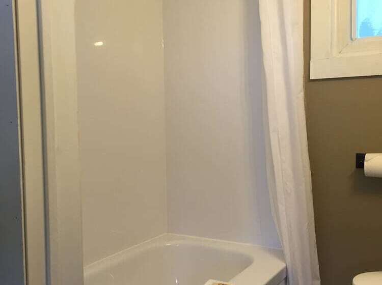 2ベッドルームハウス, Royalty Maples Cottages And Motel