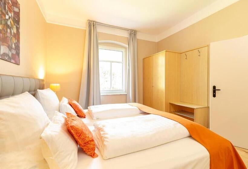 Люкс, Villa Siegfried