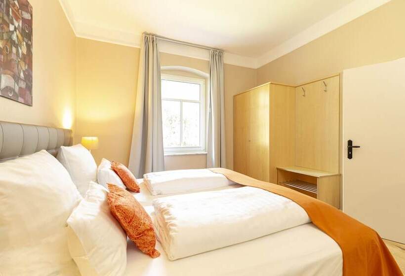 Люкс, Villa Siegfried