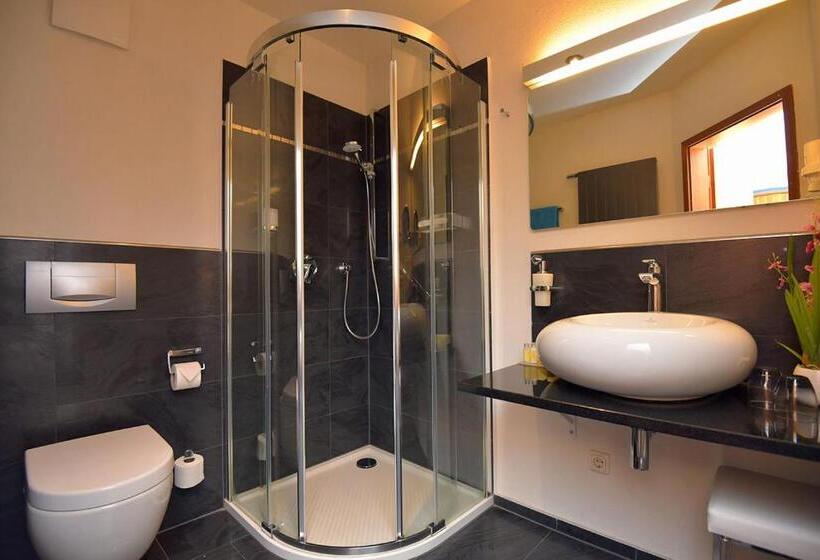 Номер Стандарт Индивидуальный, Altstadthotel An Der Werra