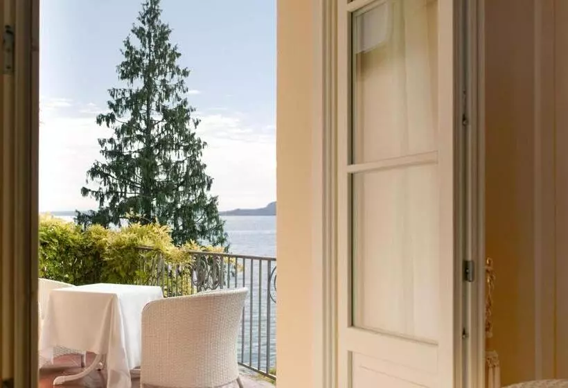 اتاق اساندارد با چشمانداز جانبی به دریا, Grand Hotel Fasano