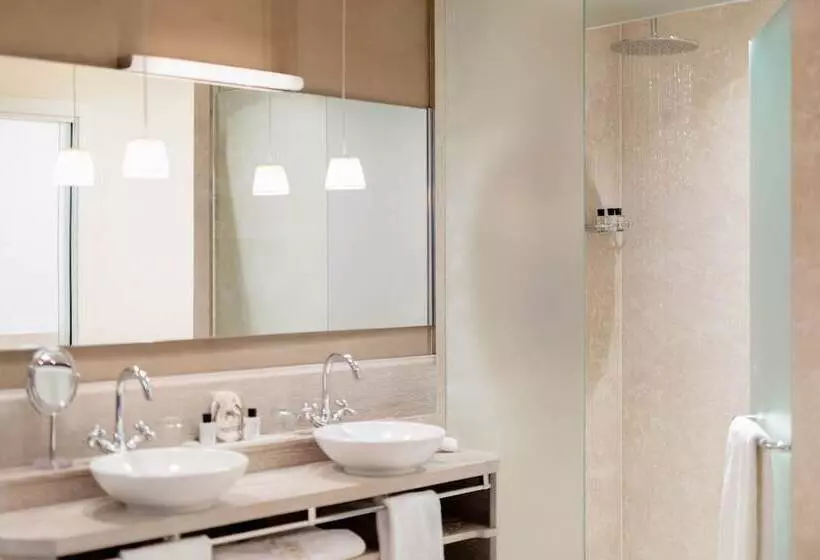 اتاق لوکس با چشمانداز دریاچه, Grand Hotel Fasano
