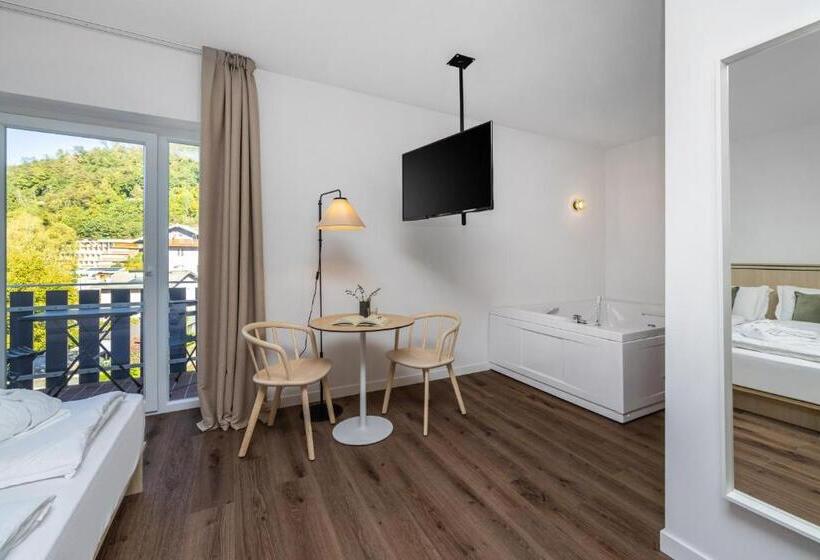 סוויטה עם ג'קוזי, Al Sorriso Greenpark & Wellness