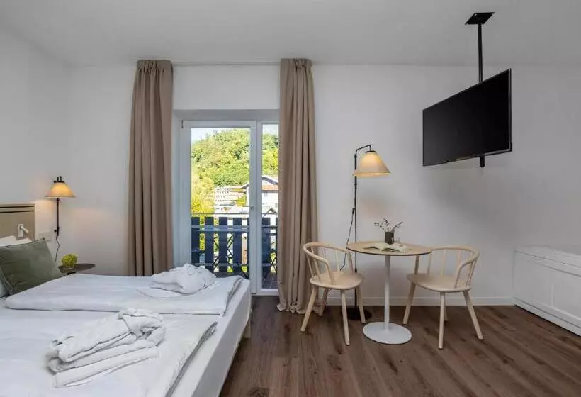 Sviitti Poreallas, Al Sorriso Greenpark & Wellness