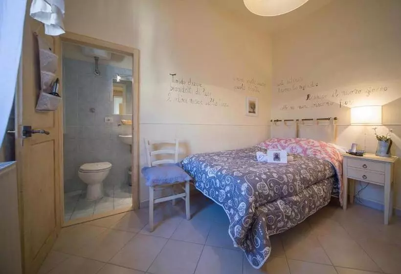 اتاق استاندارد یک نفره, Albergo Etruria