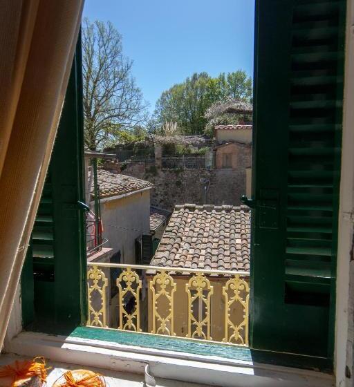 1ベッドルームアパートメントをつなぐ, Albergo Etruria