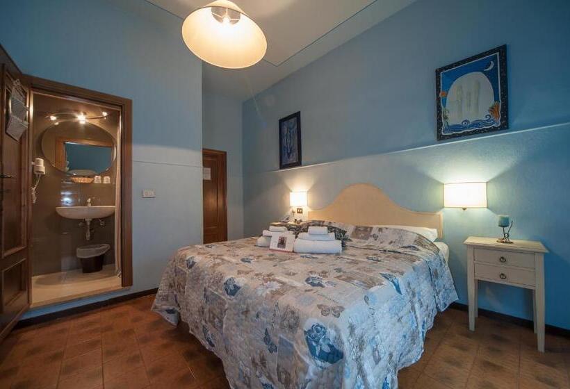 スタンダードルーム, Albergo Etruria