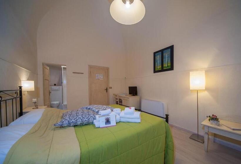 スタンダードルーム, Albergo Etruria