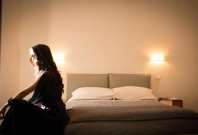 סוויטה עם טרסה, Stella Casabono