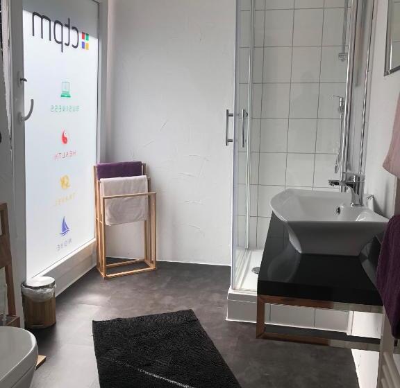 컴포트 룸, Privatzimmer Bellevue