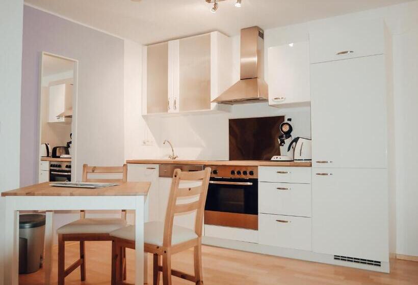 컴포트 룸, Privatzimmer Bellevue