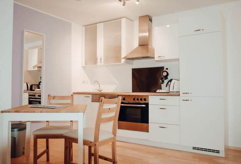 컴포트 룸, Privatzimmer Bellevue