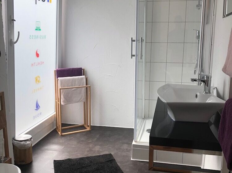 컴포트 룸, Privatzimmer Bellevue