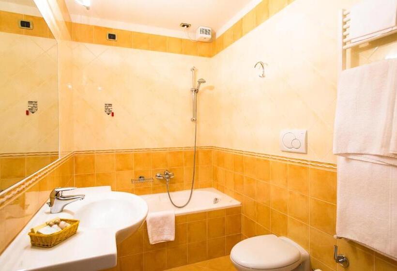 Номер Комфорт, Capri Bardolino 3s
