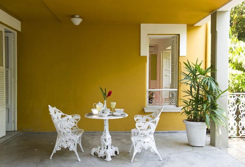 Suíte Deluxe, Casa Amarelo Par Robert Le Héros