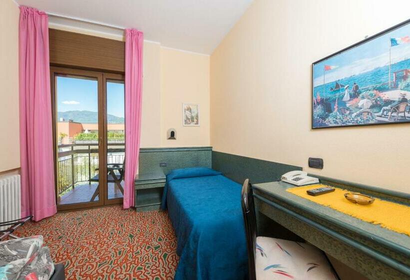 Номер Deluxe Одноместный, Catullo