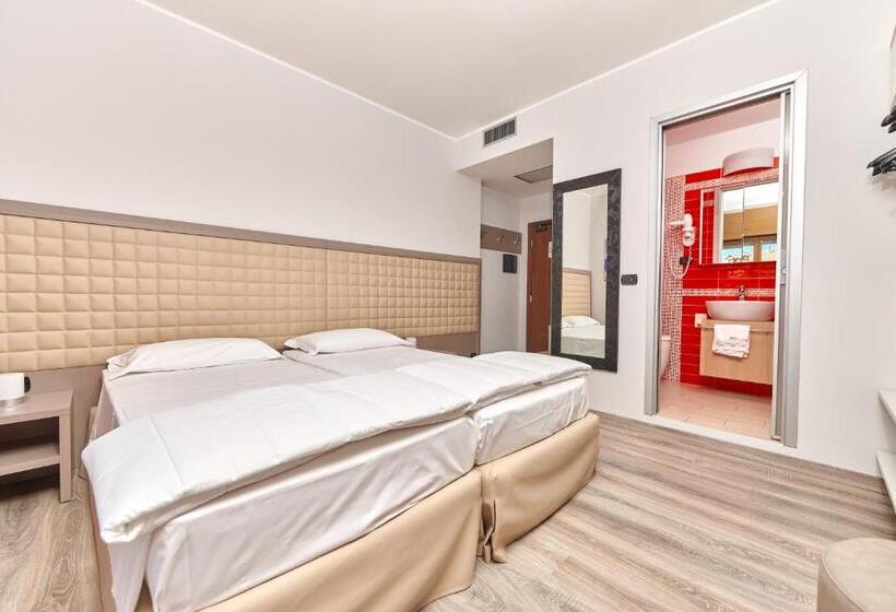 Номер Deluxe, Catullo