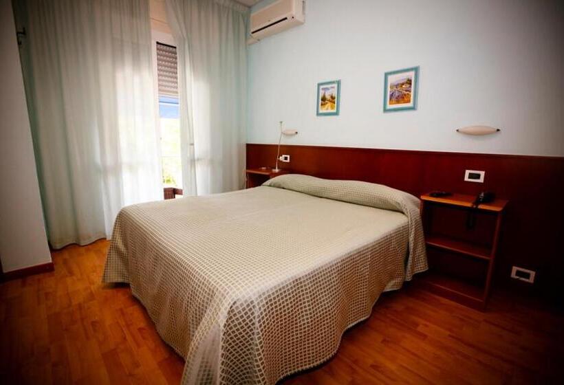 スタンダードルーム, Daisy