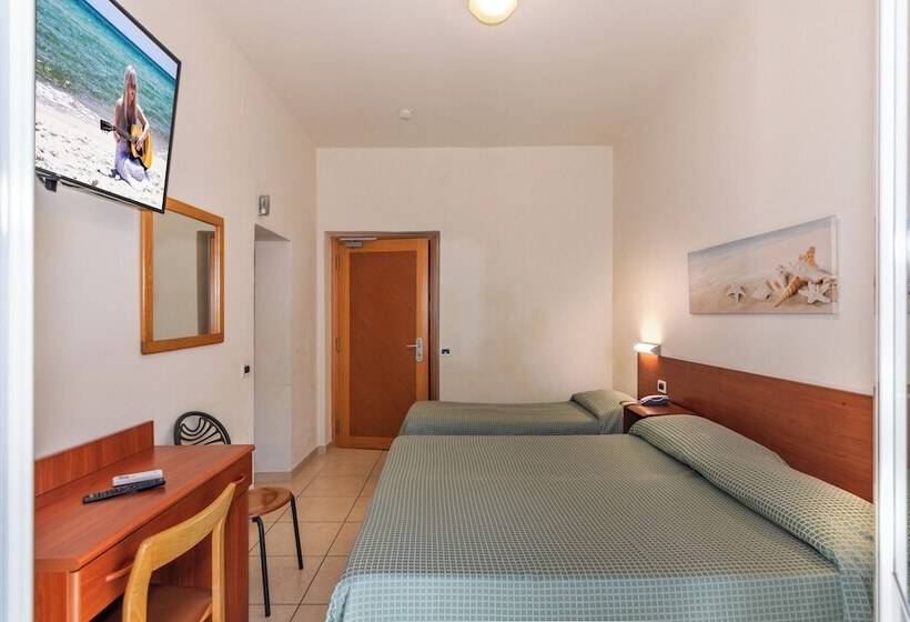 スタンダードトリプルルーム, Daisy