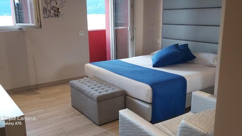 レイクビューデラックスルーム, Danieli La Castellana Lago Di Garda