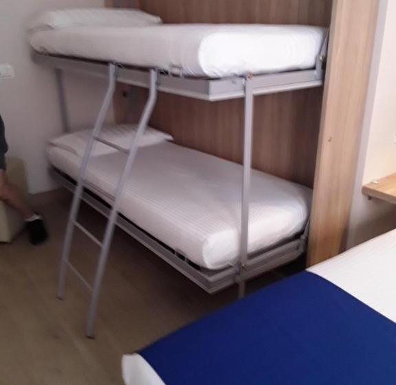 デラックスファミリールーム, Danieli La Castellana Lago Di Garda