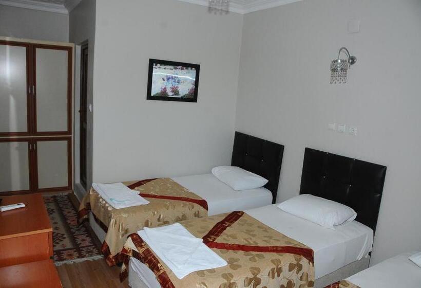 اتاق استاندارد سه نفره, Dort Mevsim