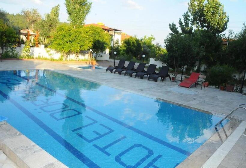 اتاق استاندارد چهار تخته, Dort Mevsim