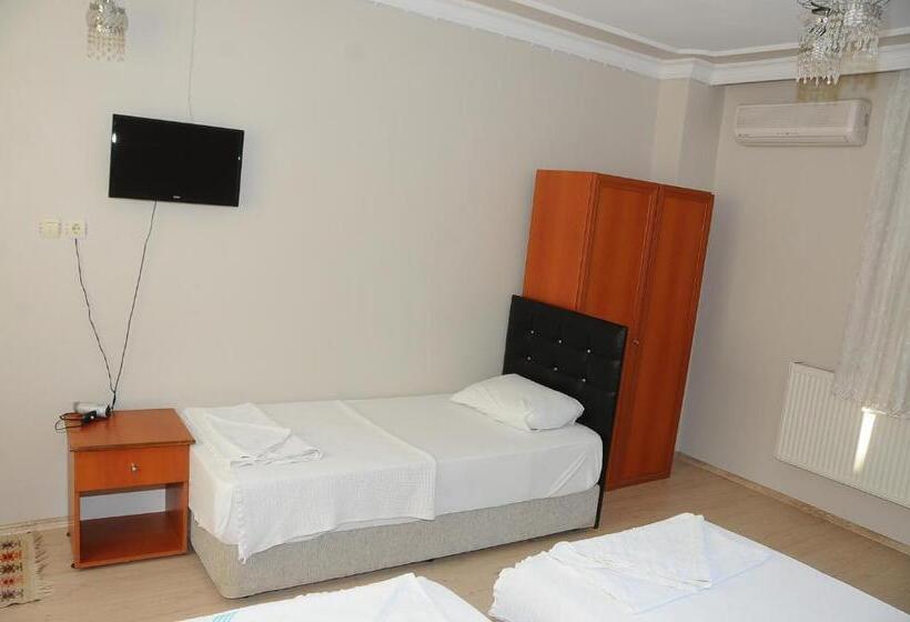 اتاق خانوادگی, Dort Mevsim