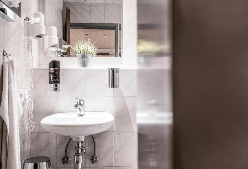 اتاق راحتی, Ehranger Hof