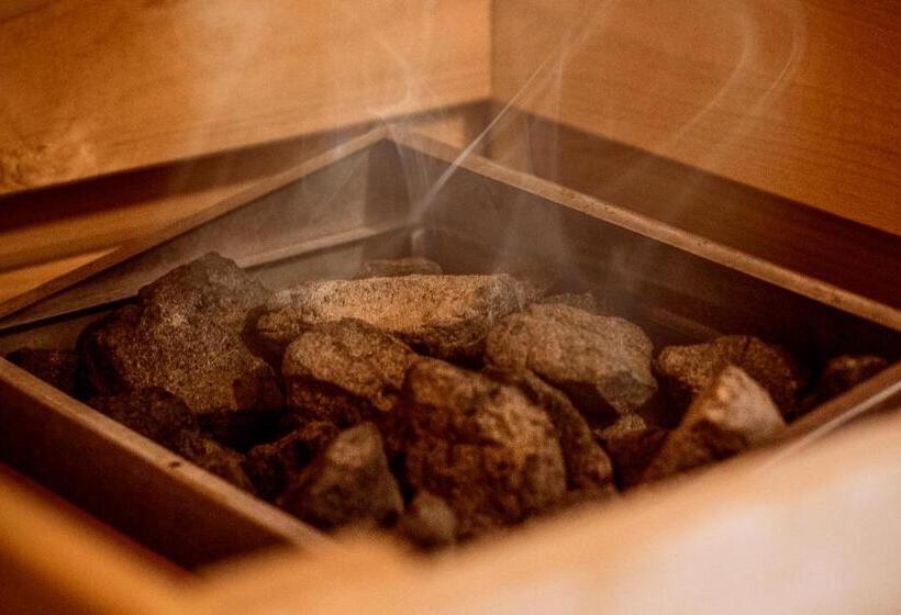 سوییت جونیور, Ehranger Hof