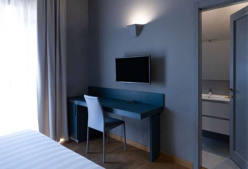 חדר סטנדרט, Enzo