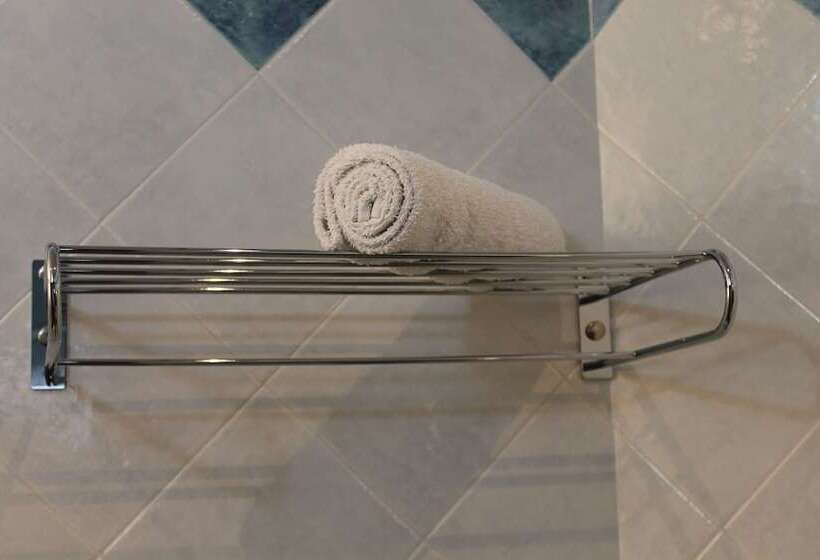 غرفة قياسية, Esperia