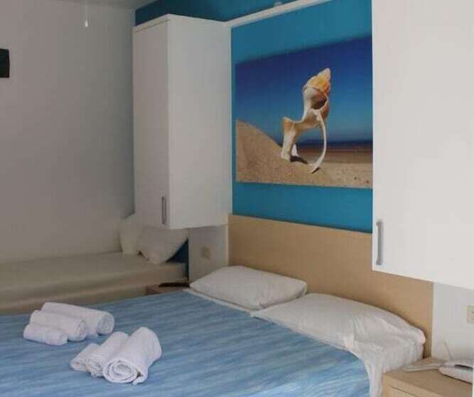 غرفة قياسية رباعية, Esperia