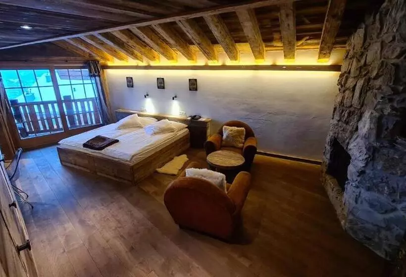 Junior Suite, Etrier