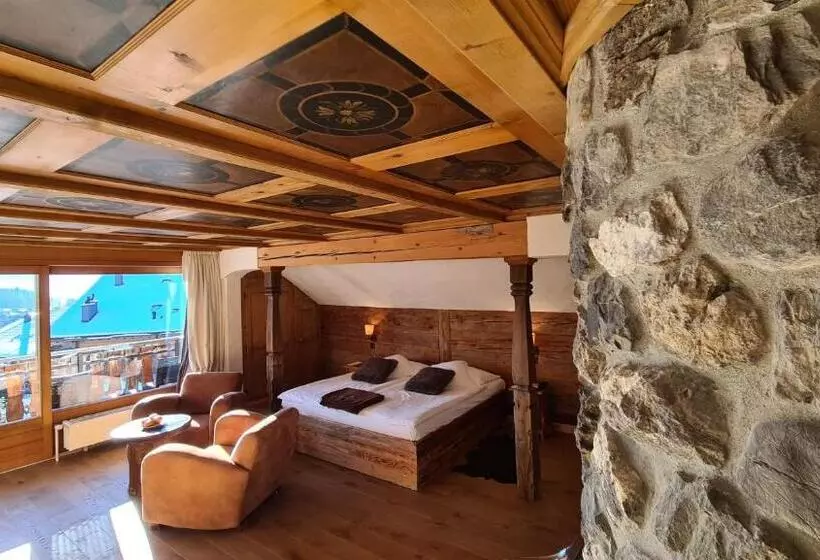 Junior Suite, Etrier